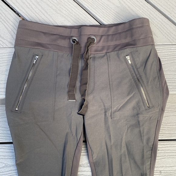 Athleta drawstring pants - Picture 2 of 5